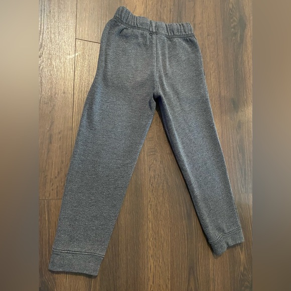Boy’s Cat & Jack Gray Sweatpants XS 4/5 - Picture 7 of 7